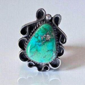 Sz 7.5 LARGE Vtg Native American Sterling Turquoise Filigree Ring Old Pawn 10.2g